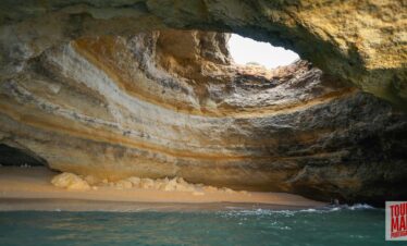 Scenic day trip to Algarve with Tour Map Portugal, visiting Benagil Cave, Carvoeiro, and Lagos.