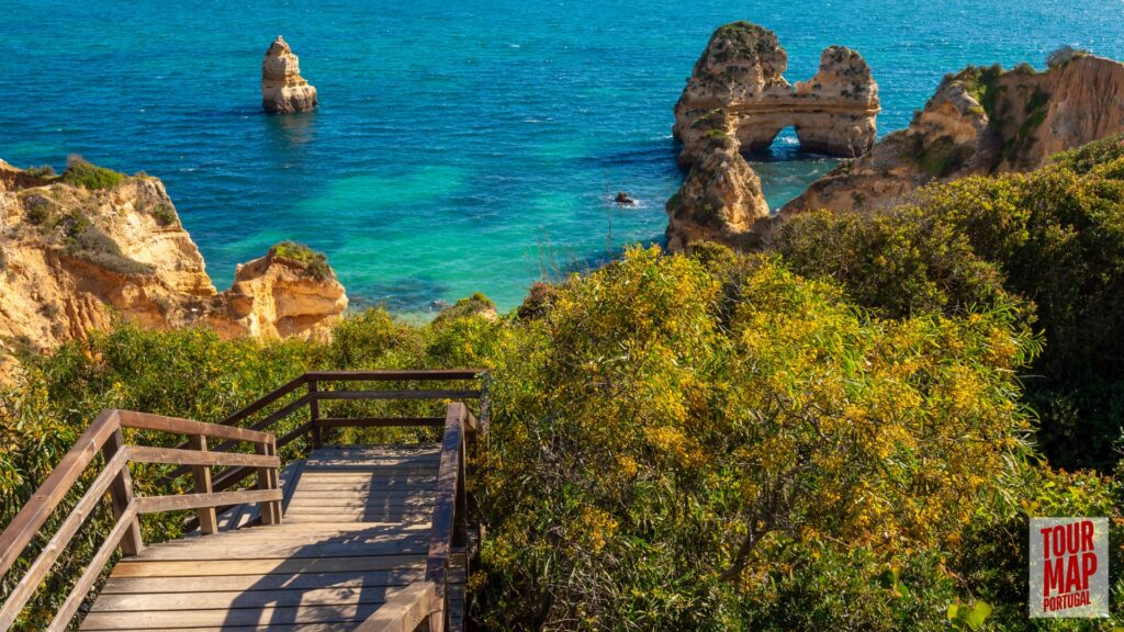 Scenic day trip to Algarve with Tour Map Portugal, visiting Benagil Cave, Carvoeiro, and Lagos.