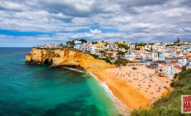 Scenic day trip to Algarve with Tour Map Portugal, visiting Benagil Cave, Carvoeiro, and Lagos.