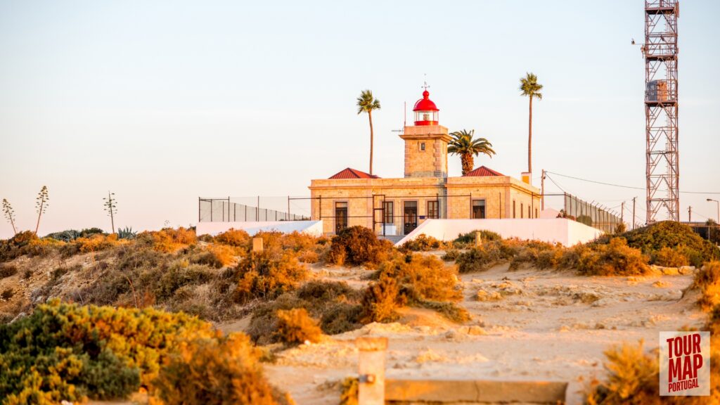 Scenic day trip to Algarve with Tour Map Portugal, visiting Benagil Cave, Carvoeiro, and Lagos.