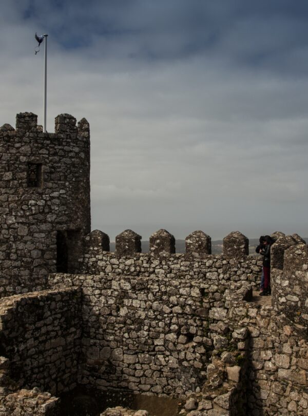 Discover the magic and mystery of the Moorish Castle, where history and breathtaking views unite – an unforgettable experience with Tour Map Portugal!