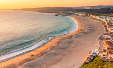 Experience the Algarve with Tour Map Portugal – A top destination for stunning beaches and landscapes in our Portugal Travel Guide